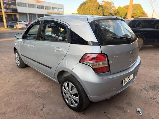 CHEVROLET AGILE 1.4 MPFI LT 8V FLEX 4P MANUAL CHEVROLET AGILE 1.4 MPFI LT 8V FLEX 4P MANUAL